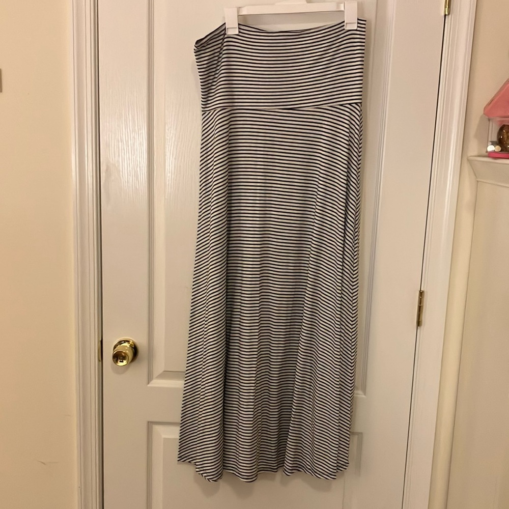 Half circle knit cotton/modal/spandex swirly, drapey skirt, XL